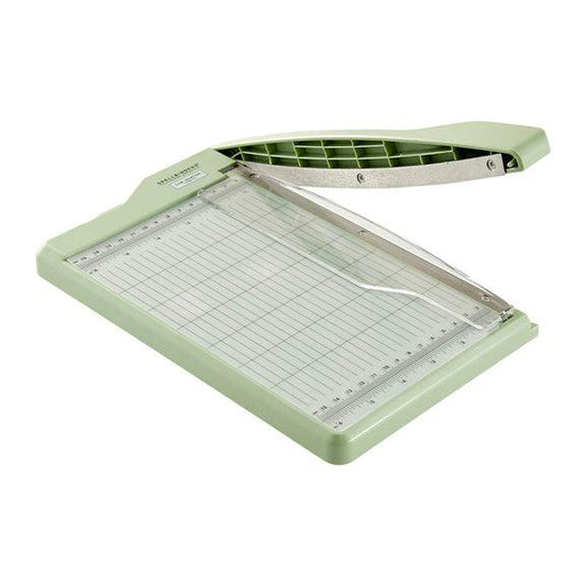 Spellbinders Lisa Horton Crafts - Guillotine Paper Trimmer